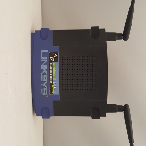 LINKSYS Wireless-G Broadband Router w/ 4 Port Switch & SES WRT54G v 5 - Picture 5 of 14